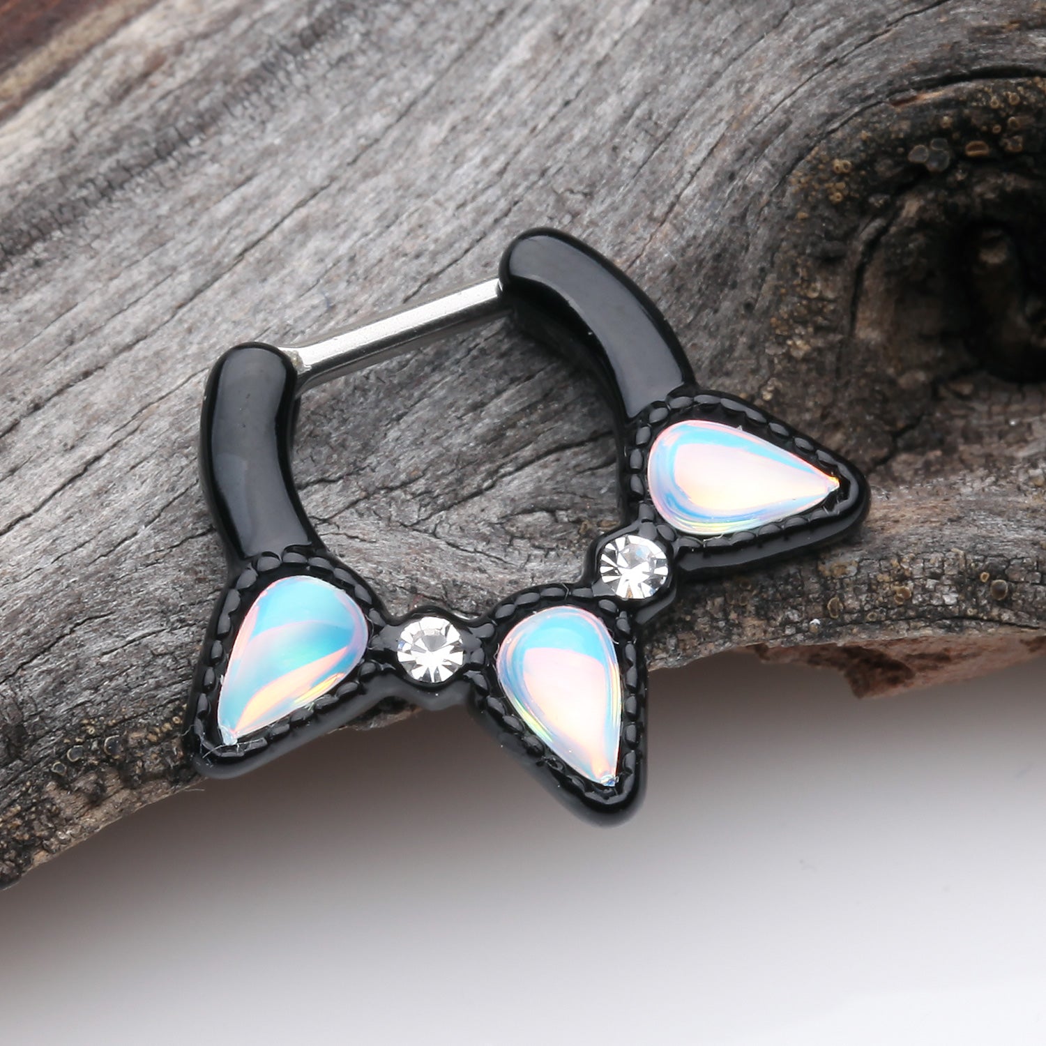 Detail View 1 of Blackline Iridescent Revo Trident Septum Clicker