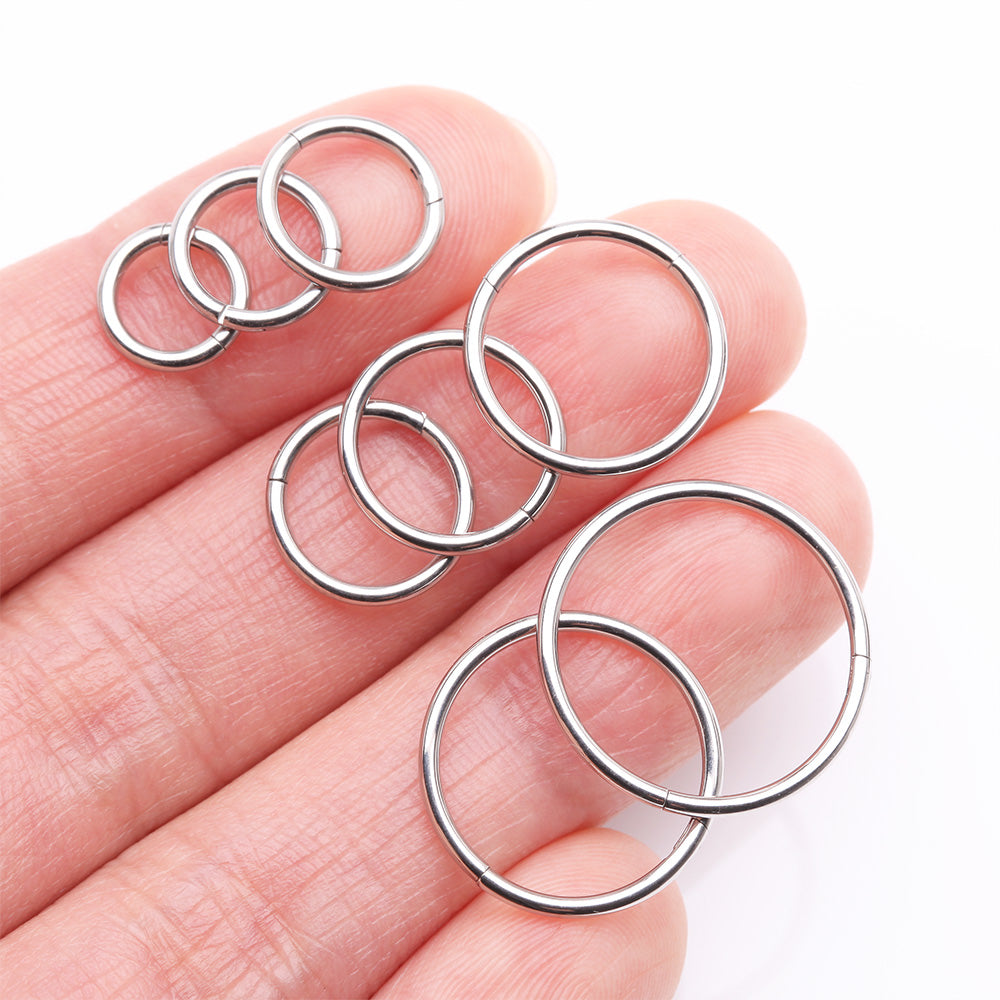 Detail View 2 of Implant Grade Titanium Basic Seamless Hinged Clicker Hoop Ring