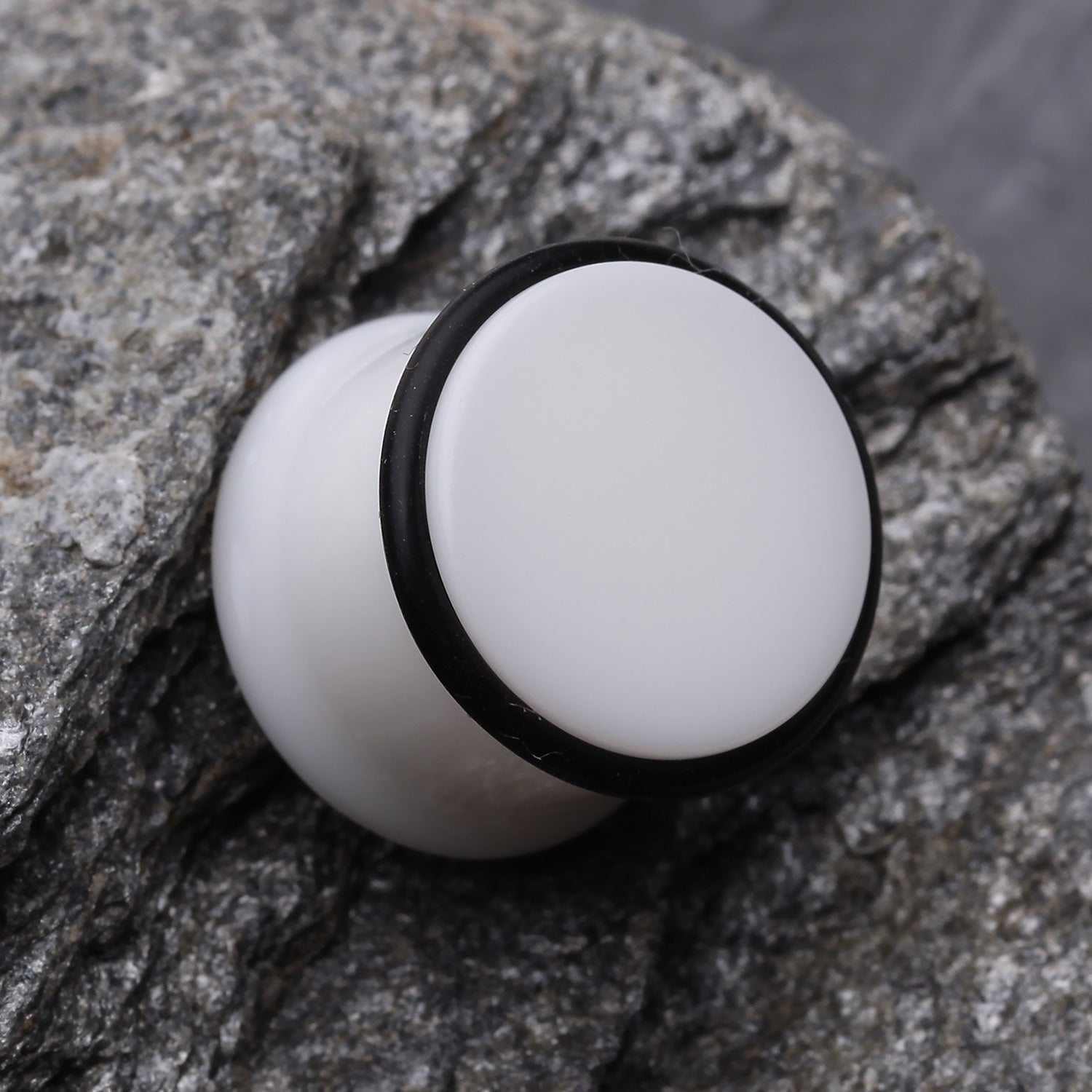 Detail View 1 of A Pair of Hypo-Allergenic Silicone O-Ring-Black